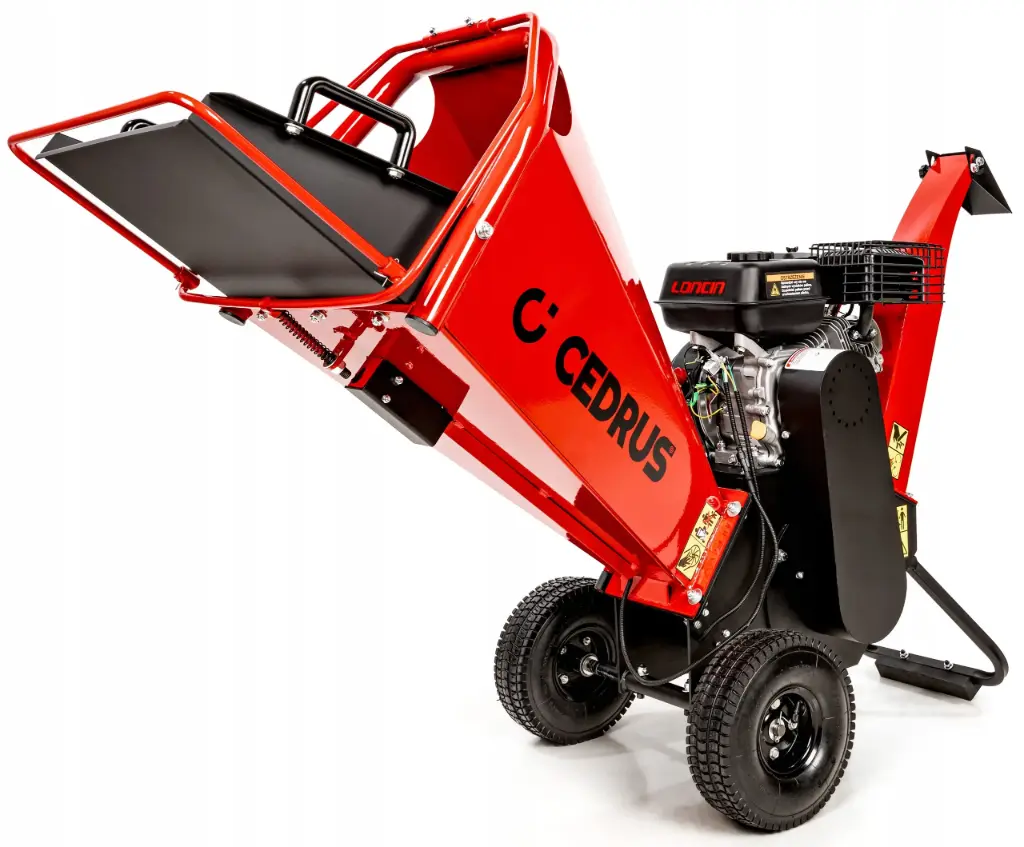 Rozdrabniacz do gałęzi rębak - CEDRUS RB02 - Wynajem